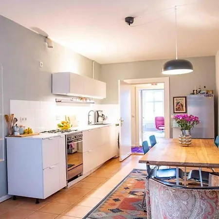 Sweet Cozzy House شقة كوزينيتشي